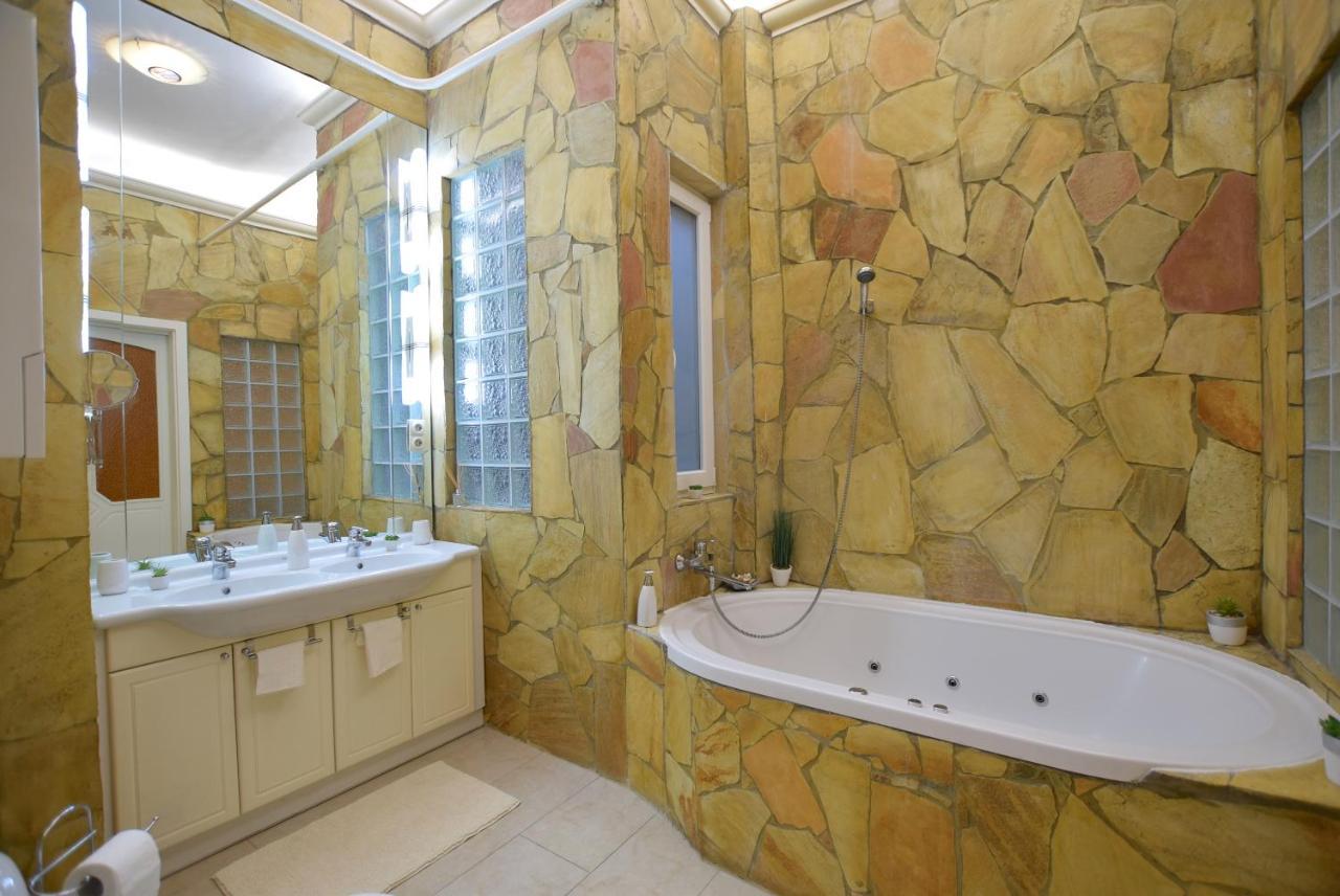 Apartamento Ultra At Synagogue Budapeste